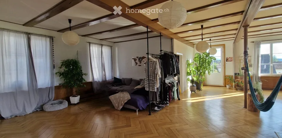 Loft-Wohnung im ehemaligen Tanzsaal Gasthof Rössli