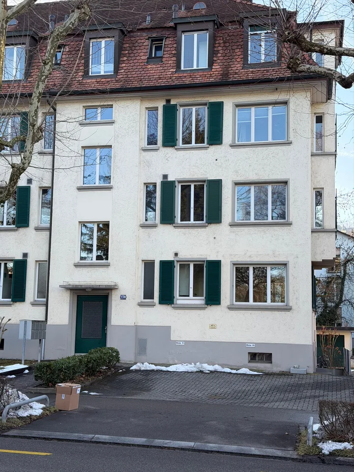 Garage an zentraler Lage in Zürich-Wollishofen zu vermieten