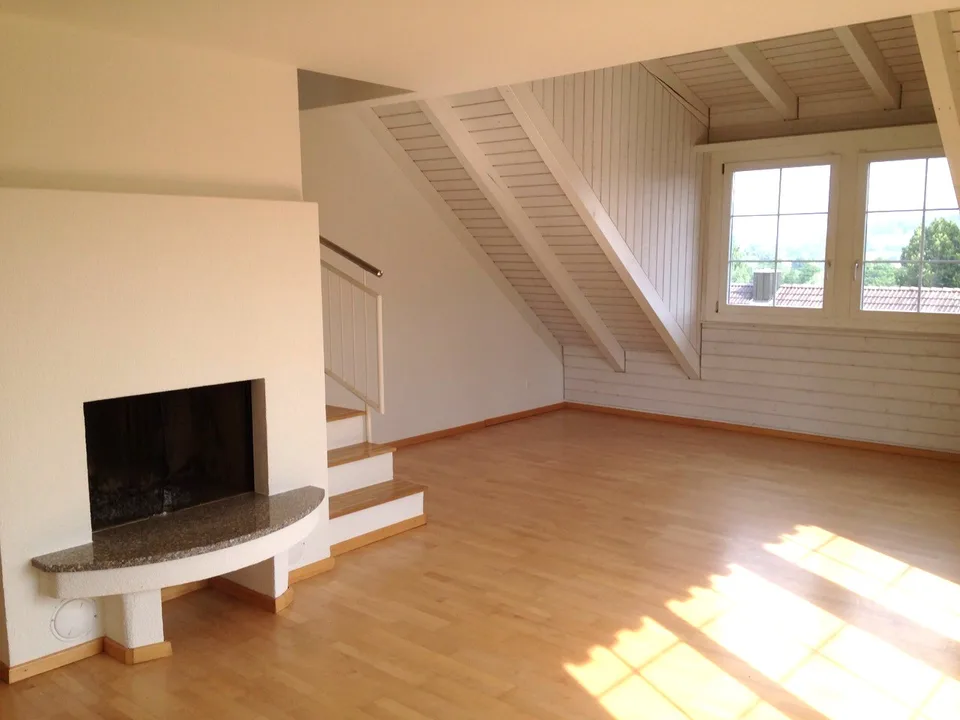 Charmant appartement maisonnette de 5,5 pièces à Neerach – Situation calme avec une vue magnifique