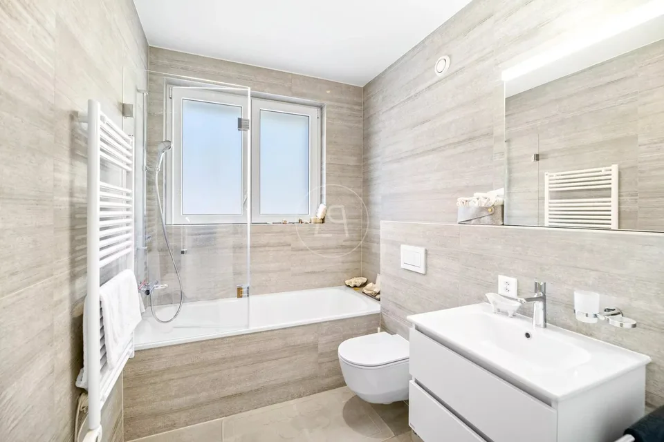 Elegante appartamento di 4.5 locali con vista panoramica sul lago tra Losanna e Vevey – foto 11 di 13