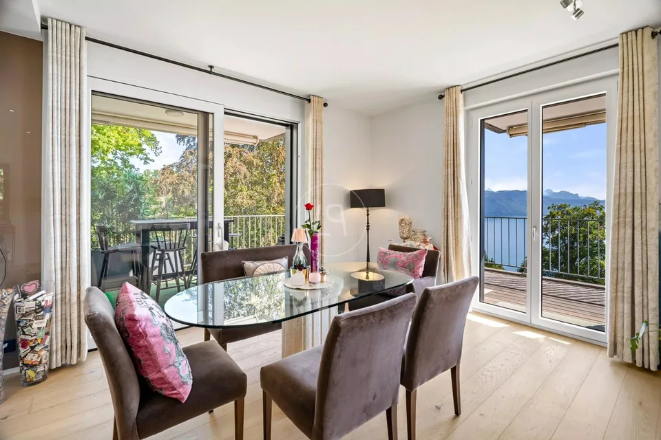 Elegante appartamento di 4.5 locali con vista panoramica sul Lago di Ginevra a Puidoux