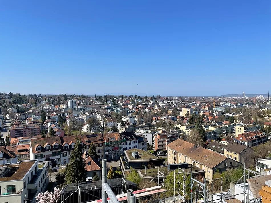 Erstvermietung - Exklusive 3.5 Zimmer-Geschosswohnung mit Aussicht  -  W4