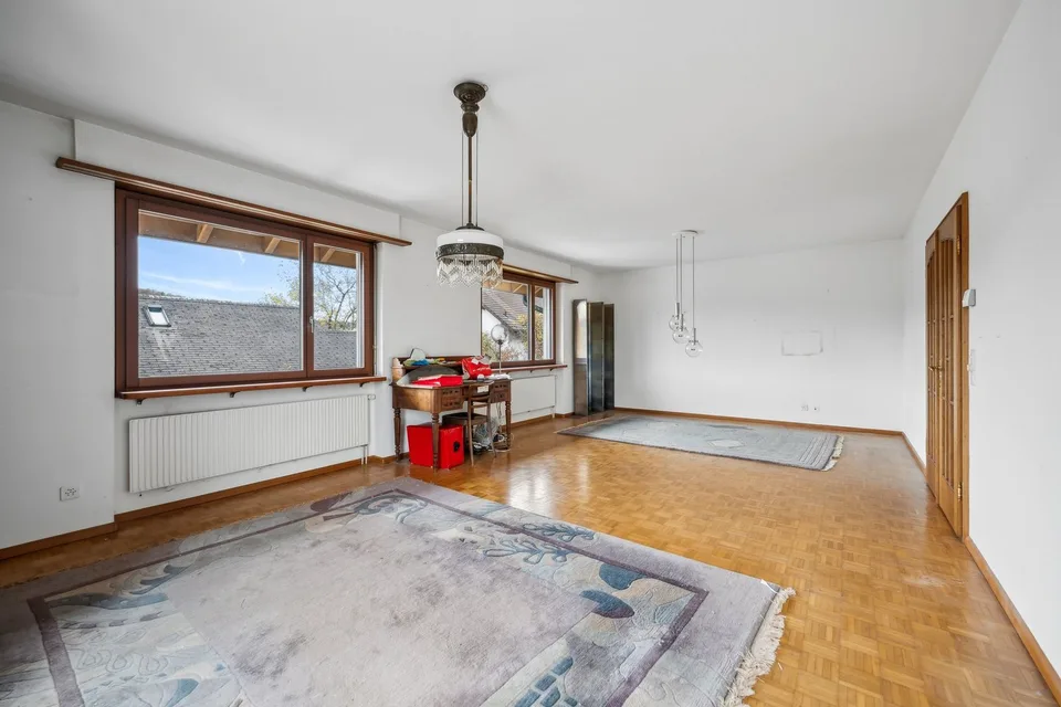 Charmantes Zuhause mit Potenzial an erhöhter Lage