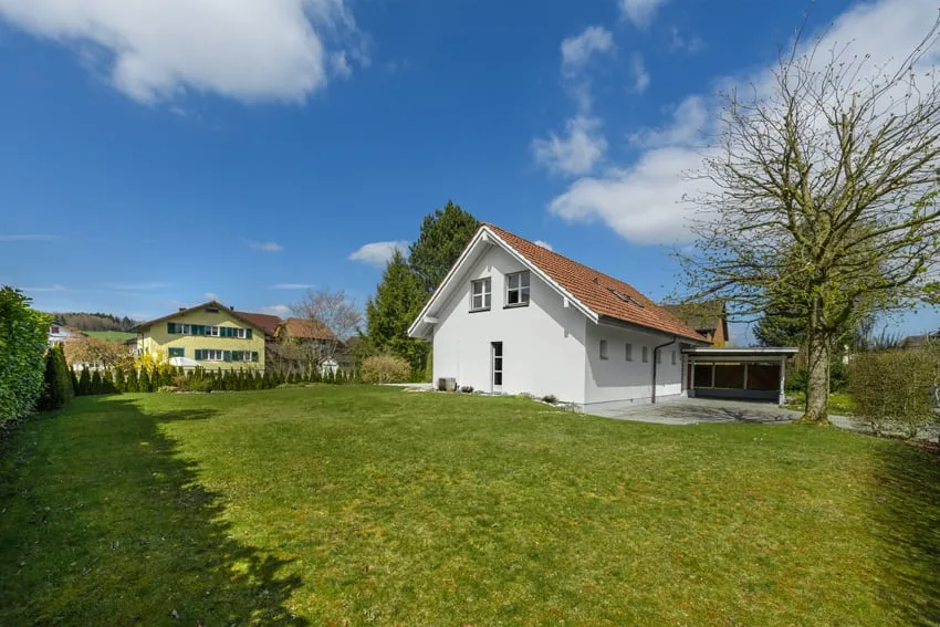 Maison individuelle de 5,5 pièces avec un terrain de 901m² et un potentiel d'extension – photo 28 sur 30