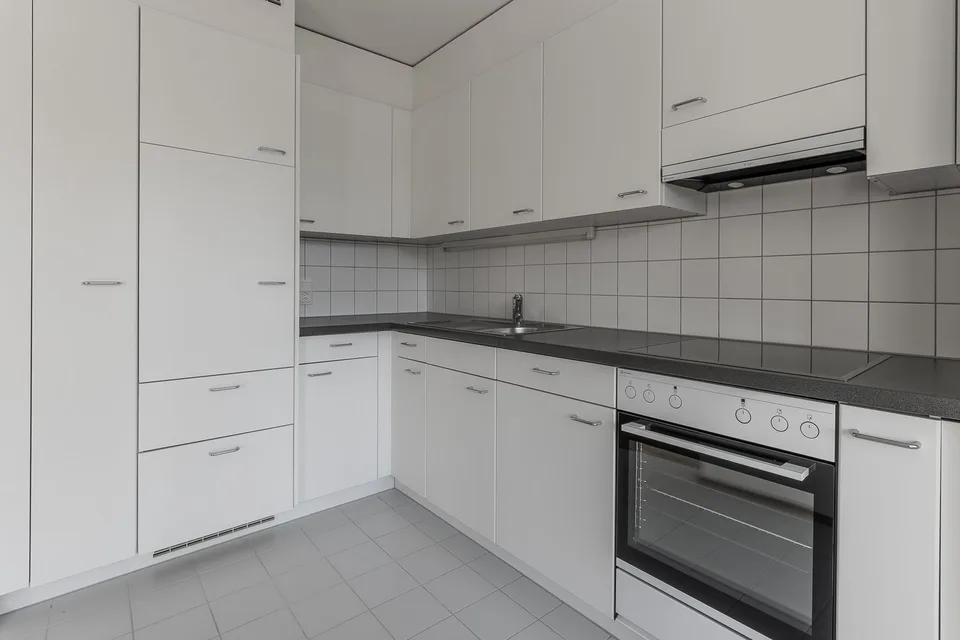 Charming 2 ½-room apartment in a sought-after location near the lake