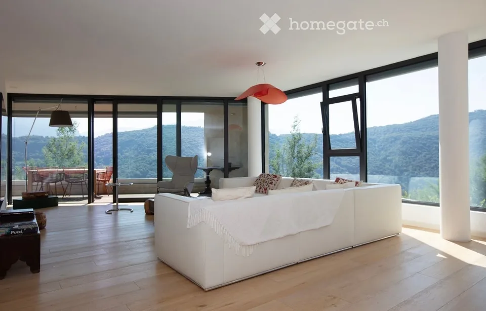 Private access, Garden & Pool Apartment