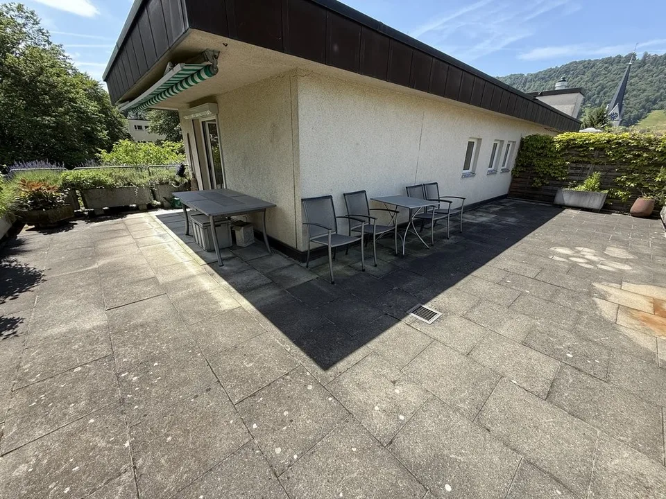Schöne 5-Zimmer-Maisonettewohnung an ruhiger Lage