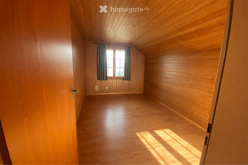 WG-Zimmer in schönem EFH
