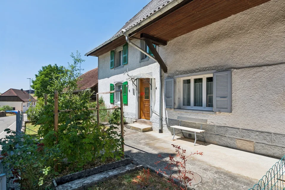 Charmantes Bauernhaus mit viel Platz und Potenzial
