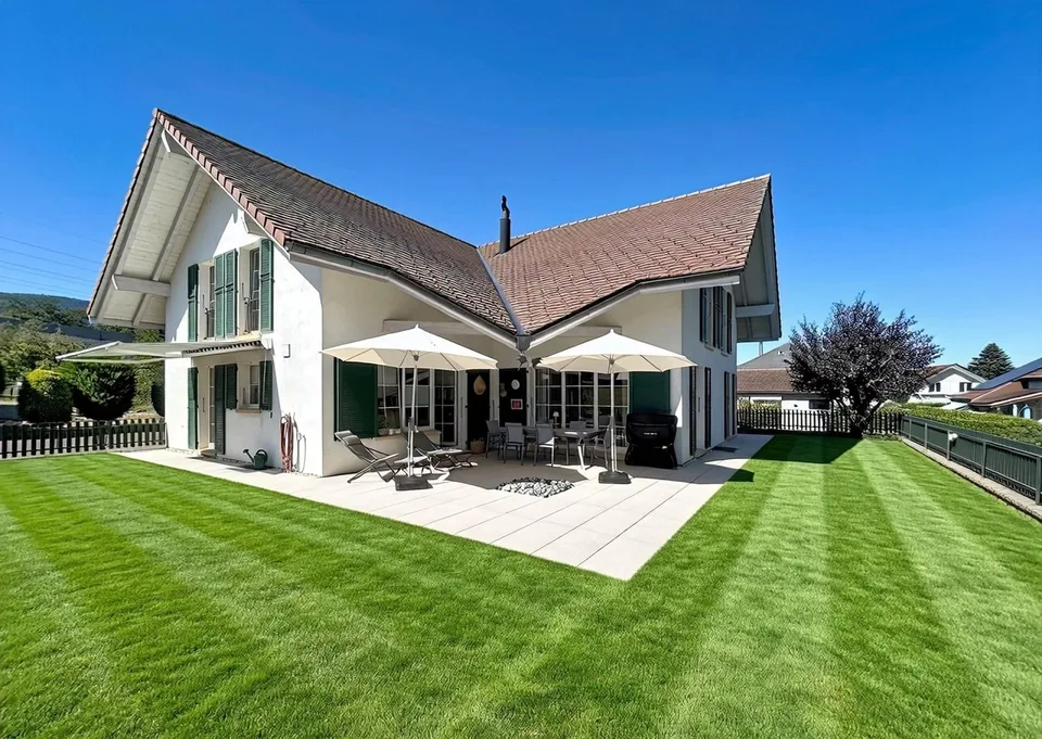 Spacieuse villa familiale de caractère avec vaste jardin