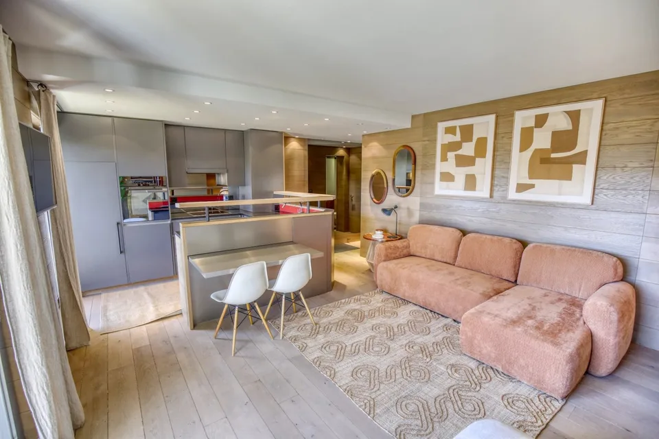 Appartamento di lusso con 1 camera da letto - ristrutturato con ampio balcone, a Crans!
