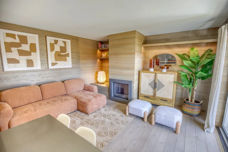 1 bedroom high-end apartment - renovated with a large balcony, in Crans!