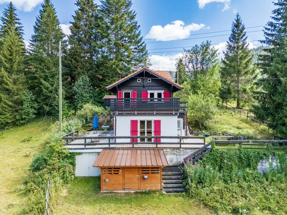 Un chalet où nature, calme et authenticité se rencontrent.