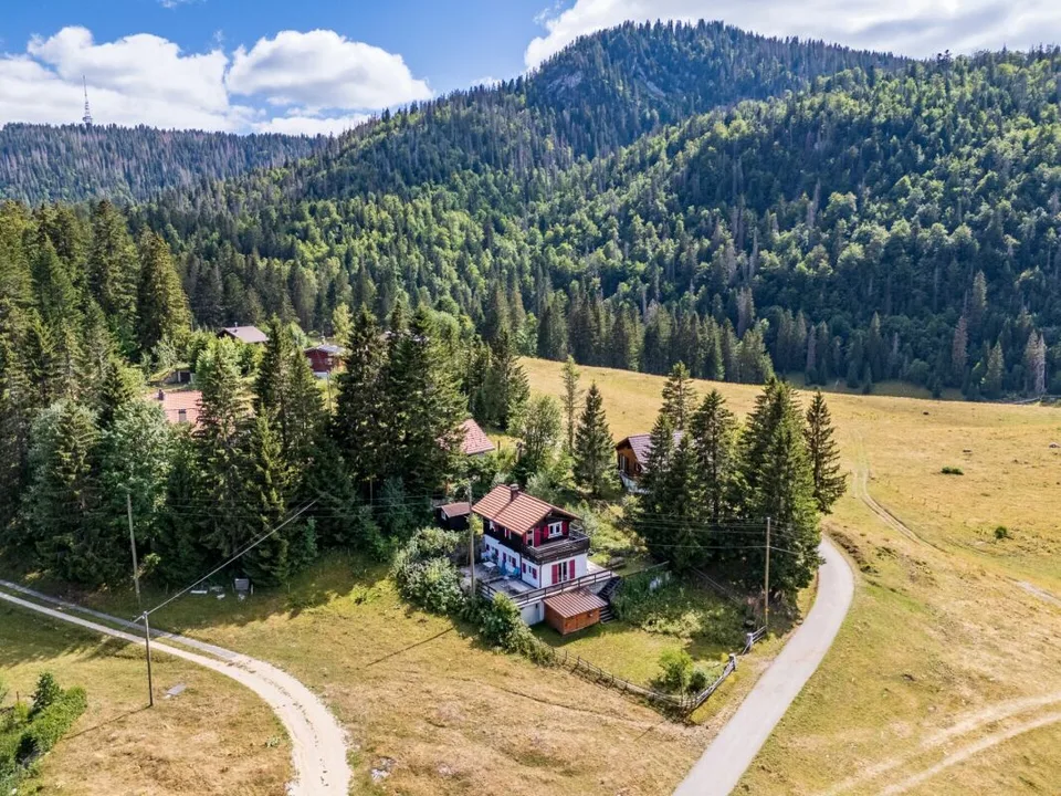 Ein Chalet, in dem Natur, Ruhe und Authentizität aufeinandertreffen.