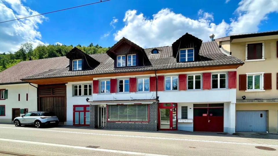 Wohn- und Geschäftshaus im Zentrum von Oberdorf