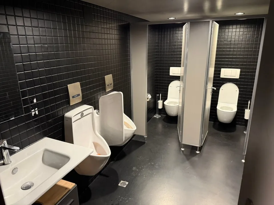 Restaurant spacieux dans un excellent emplacement – 350 m² incluant jardin d'hiver et espace extérieur – photo 8 sur 13