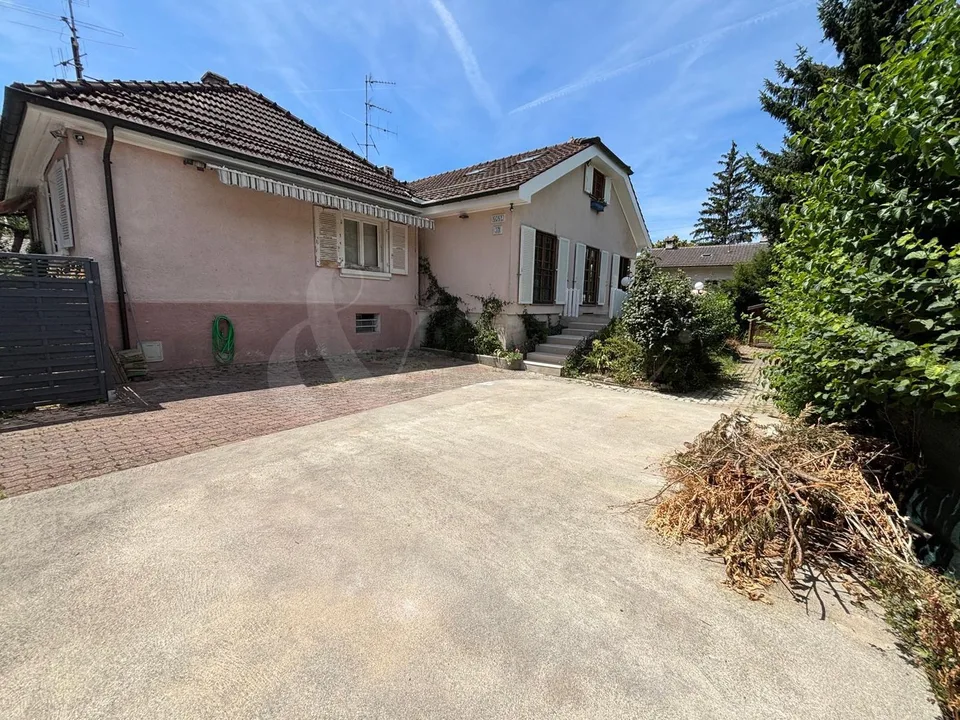 Ch. des Marais 3A, Semi-detached villa with terrace and parking space