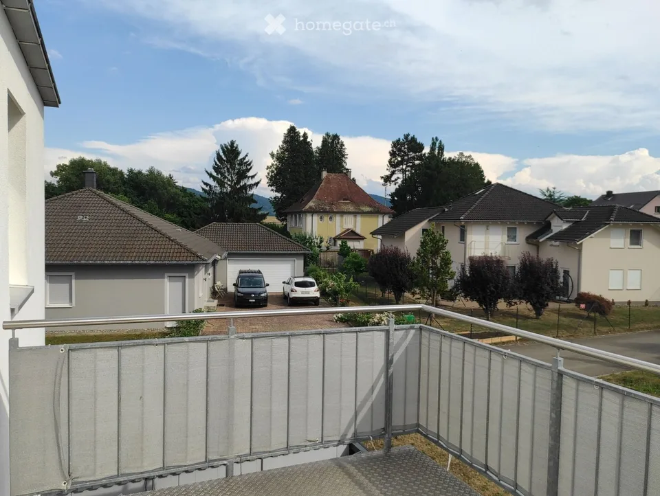 1 camera-cucina-bagno-balcone, posto auto riscaldato in Svizzera