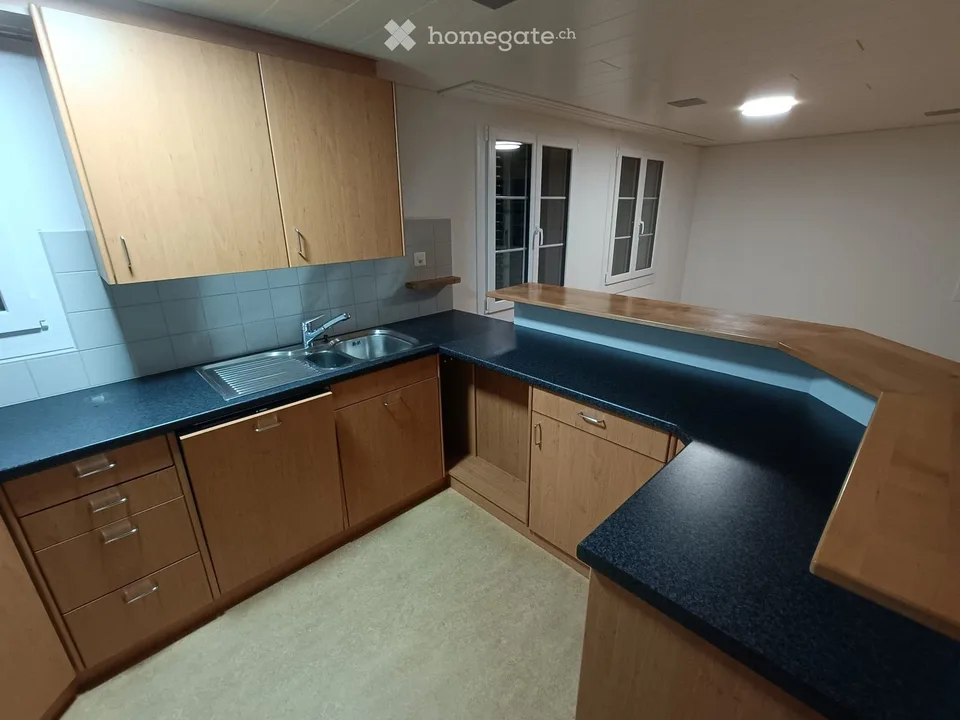 Appartement lumineux et spacieux de 3,5 pièces dans un quartier familial à partir du 01.11.2026