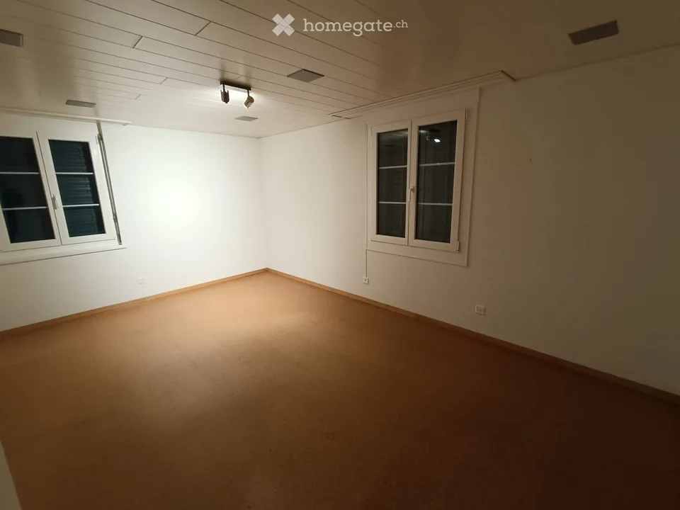 Appartement lumineux et spacieux de 3,5 pièces dans un quartier familial à partir du 01.11.2026