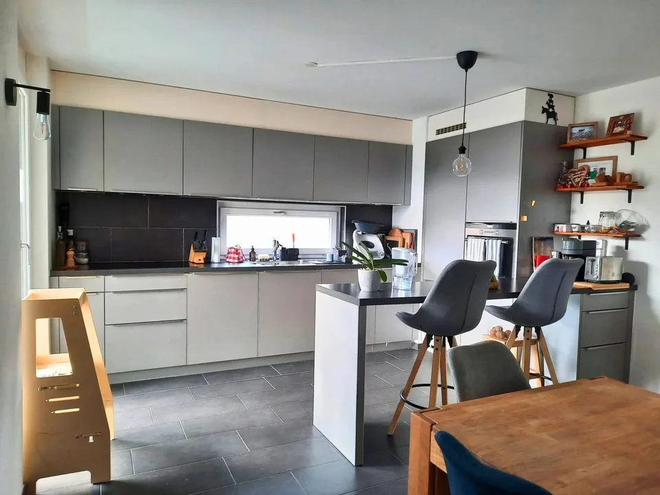 Wohnung mit 4.5 Zimmern im 1. Stock von ca. 110m2