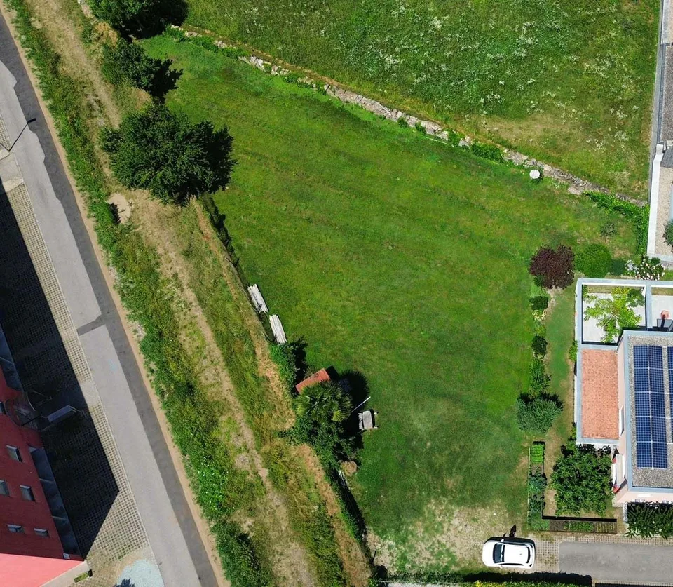 Terreno edificabile in vendita a Castione - La posizione ideale per realizzare la casa dei tuoi sogni
