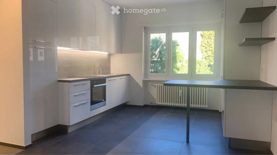 Wohnung 3 Zimmer renoviert in der Nähe des EOC