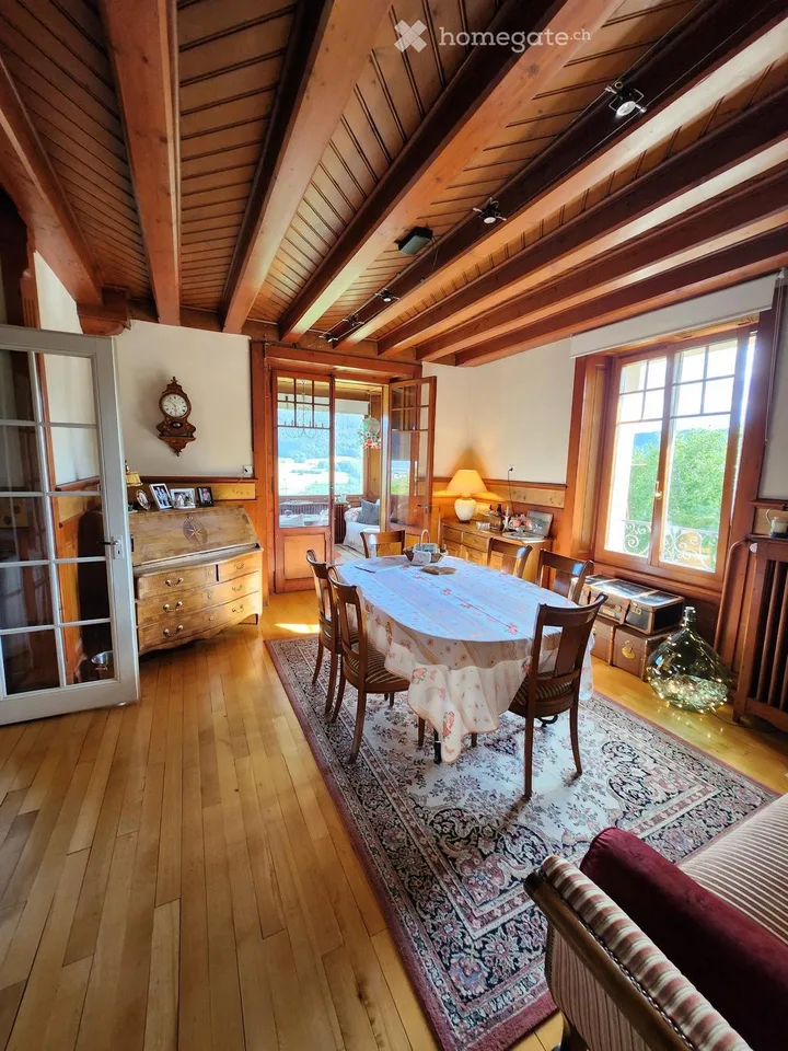 Prächtiges 5.5-Zimmer-Wohnung + Veranda in Ballaigues