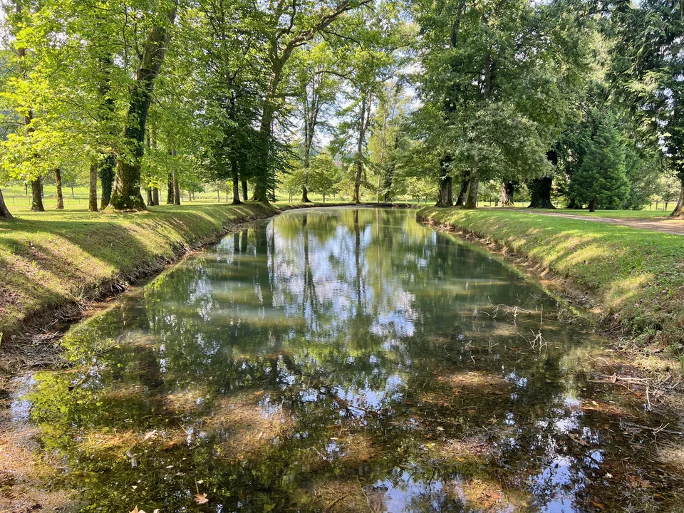 Prächtiges Schloss auf 132 Hektar