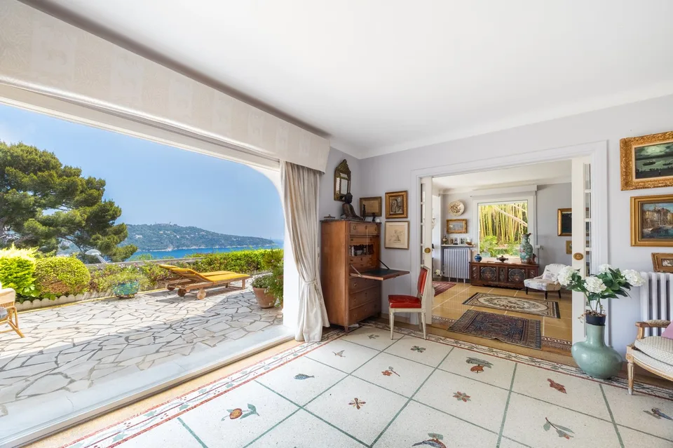 NICE - VILLA BORGHESA CON VISTA PANORAMICA DEL MARE