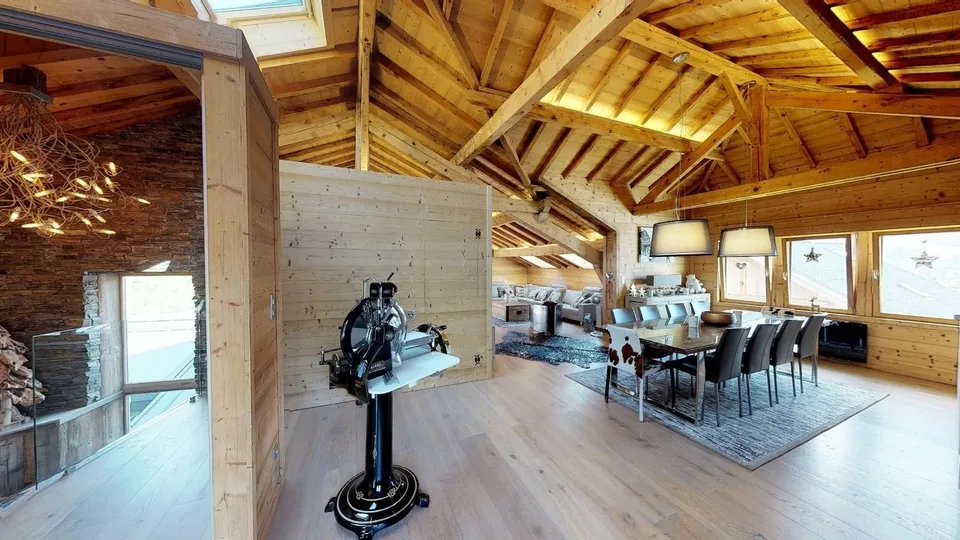 Die Kunst des Wohnens in Megève: elegantes Penthouse im Herzen des Dorfes