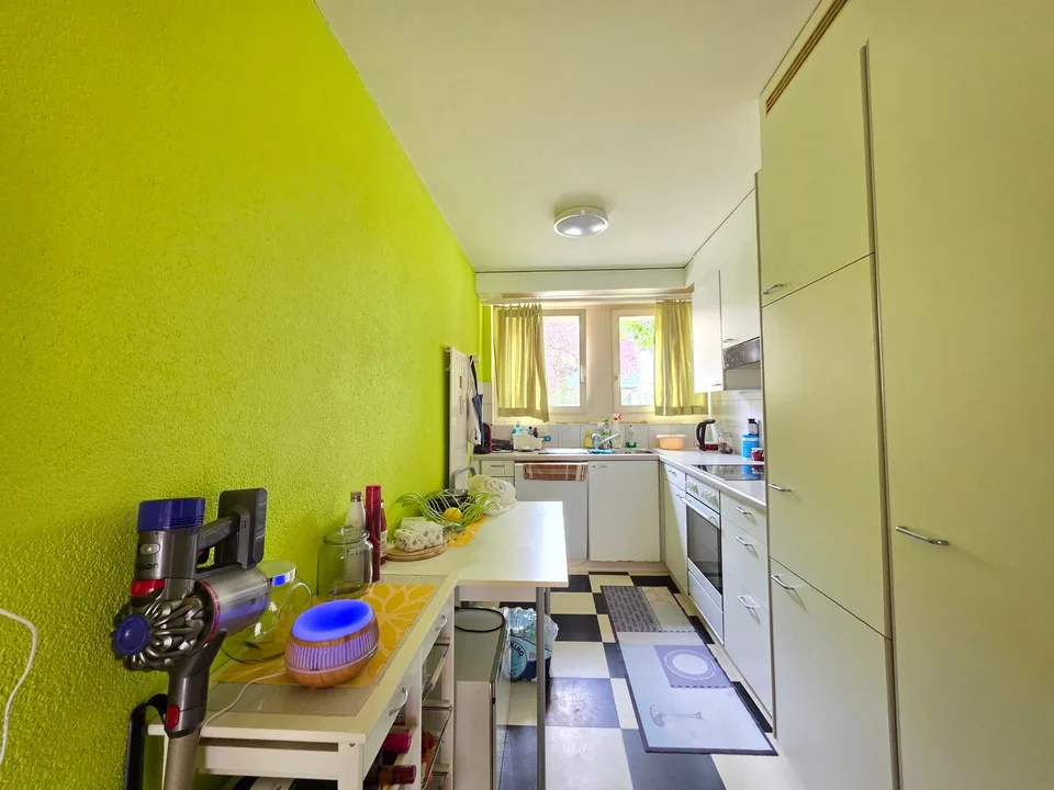 Charmante 3.5 Zimmer Wohnung mit Balkon