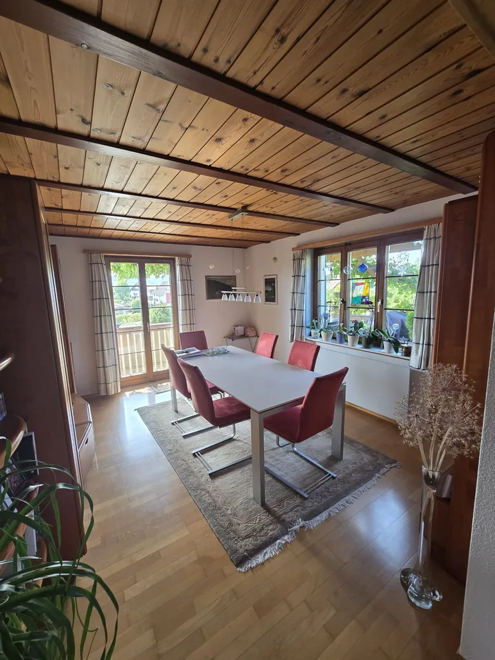 5,5 Zimmer Einfamilienhaus mit grossem Garten