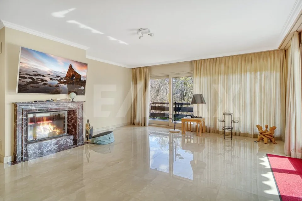 En exclusivité, villa d'exception de 7 pièces dans un écrin de paix sur les hauteurs de Vevey