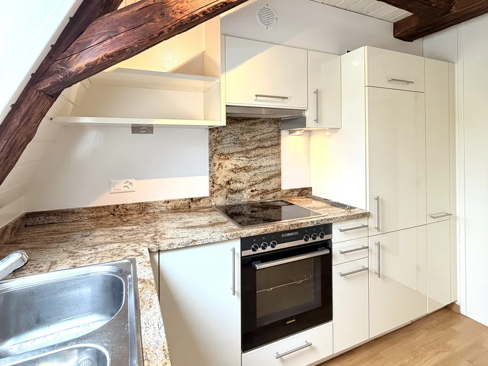 Splendide appartement de 5.5 pièces sous les combles