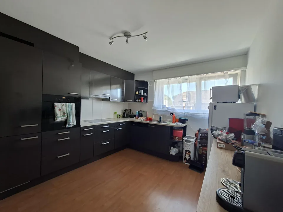 APPARTEMENT 4.5 pièces 1ER ETAGE AVEC VUE