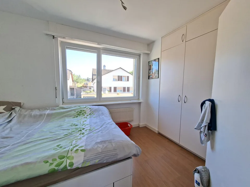 Apartment 4.5 rooms 1st floor with view