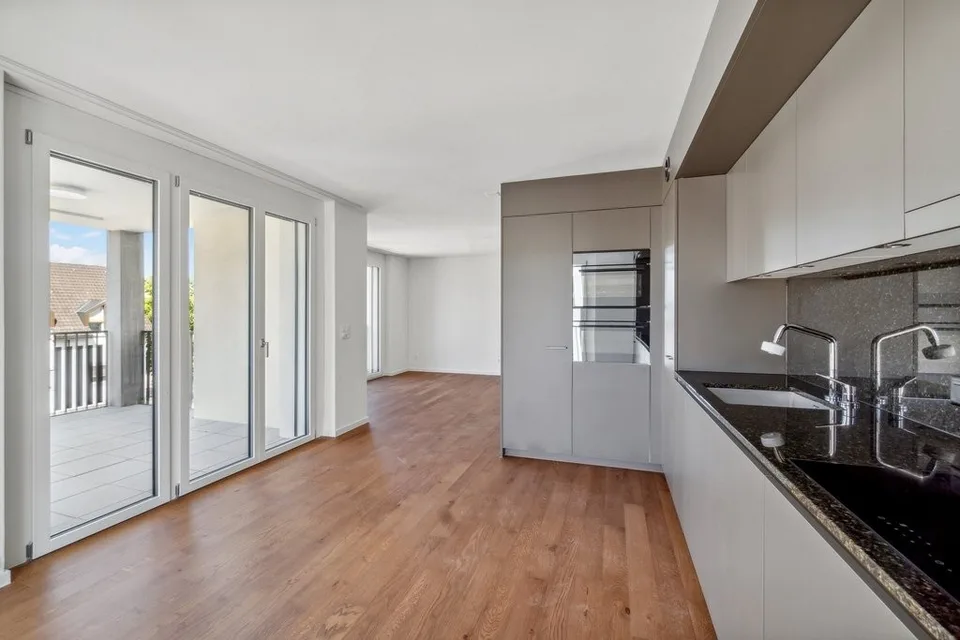 Moderner 4.5-Wohnung an zentraler Lage in Regensdorf