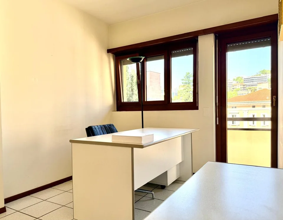 Büro zu vermieten, 2 Räume in Lugano Zentrum