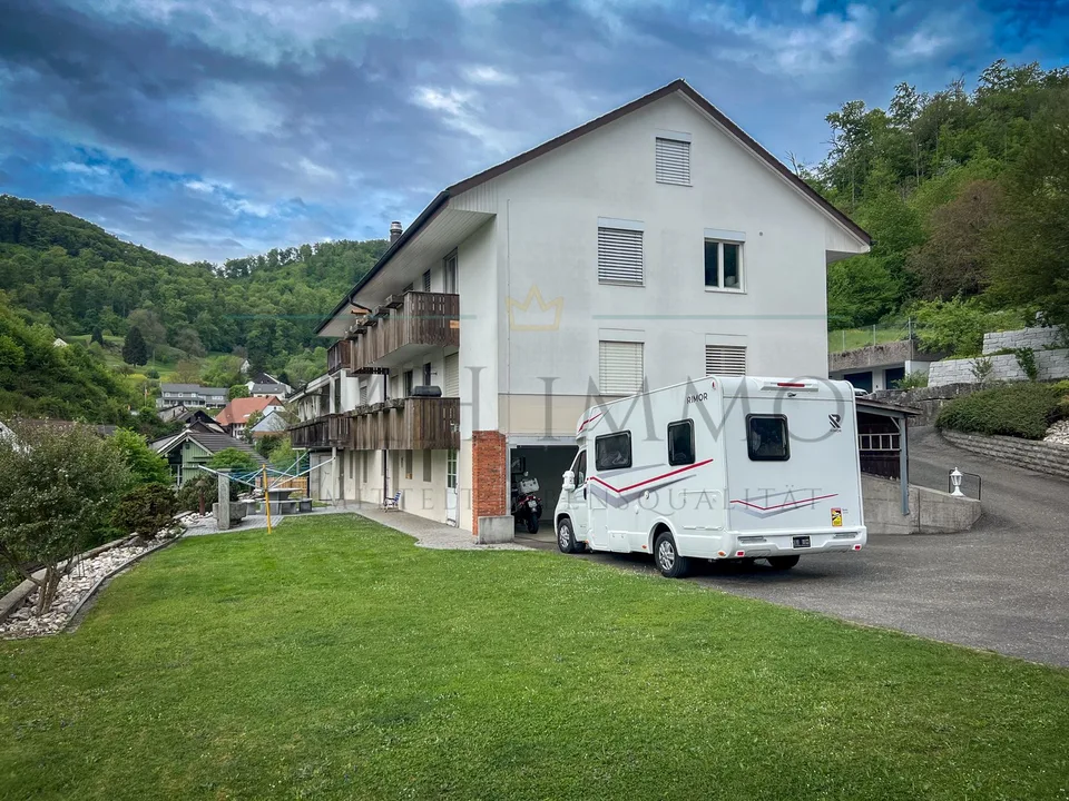 Today fully rented. Tomorrow much more? – 3-family house with building land reserve