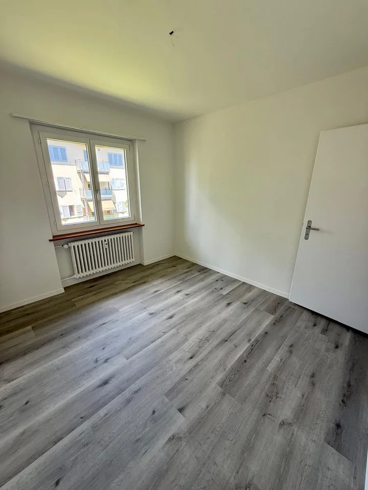 Moderne 3-Zimmerwohnung in Brügg / Appartement moderne de 3 pièces à Brügg