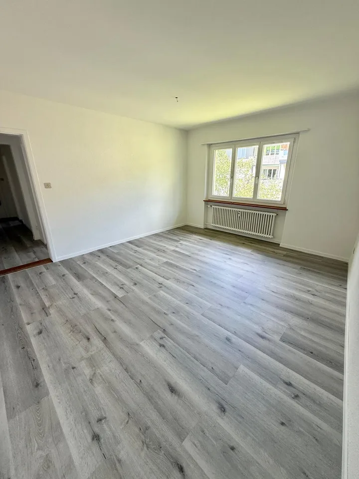 Moderne 3-Zimmerwohnung in Brügg / Appartement moderne de 3 pièces à Brügg
