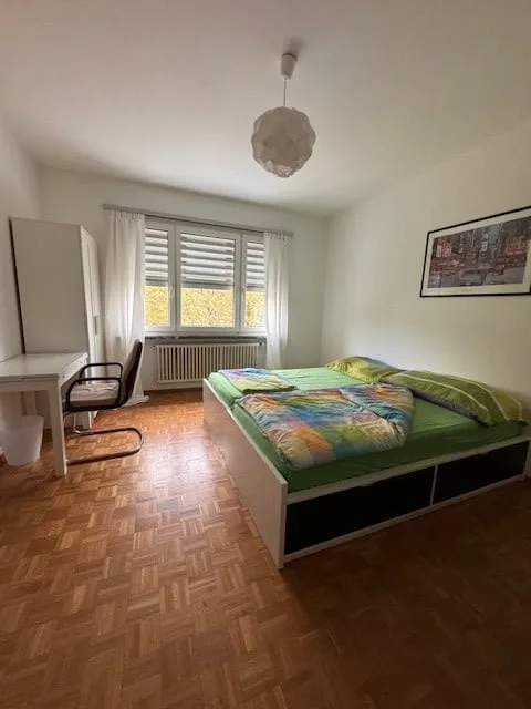 Camera in appartamento condiviso