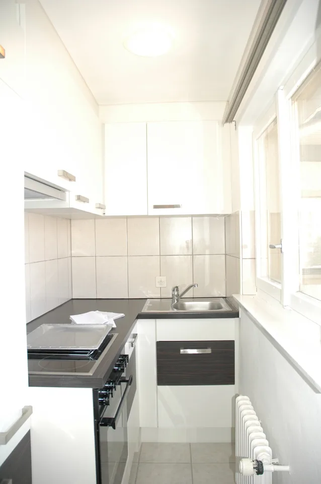 "moderne 2-Zimmerwohnung an zentraler Lage mit Balkon"