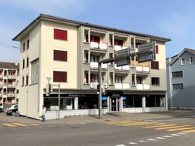 "moderne 2-Zimmerwohnung an zentraler Lage mit Balkon"