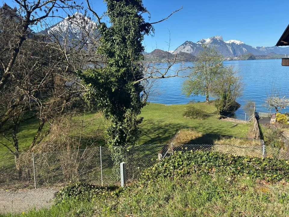 Primo affitto sul Lago di Thun: appartamento di 2 camere con vista sul lago, balcone e accesso al lago