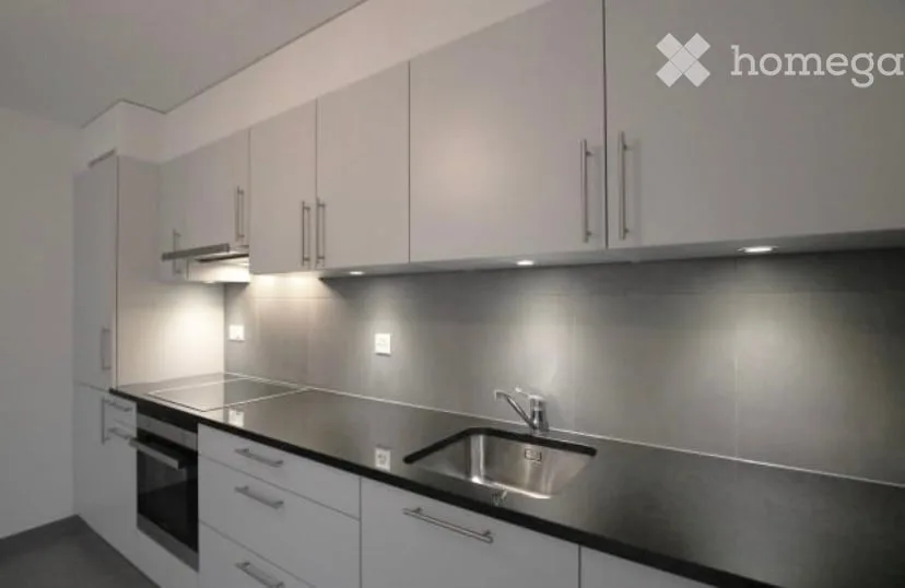Appartement lumineux de 3,5 pièces avec vue panoramique à Saxon