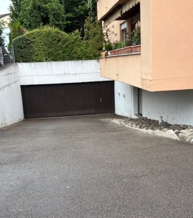 Posto auto disponibile nel distretto 6