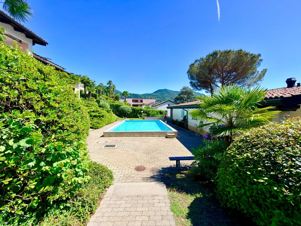 3788 ZWEITWOHNSITZ  WUNDERSCHÖNES EINZIMMERWOHN. MIT SEEBLICK, TERRASSE UND GARTEN