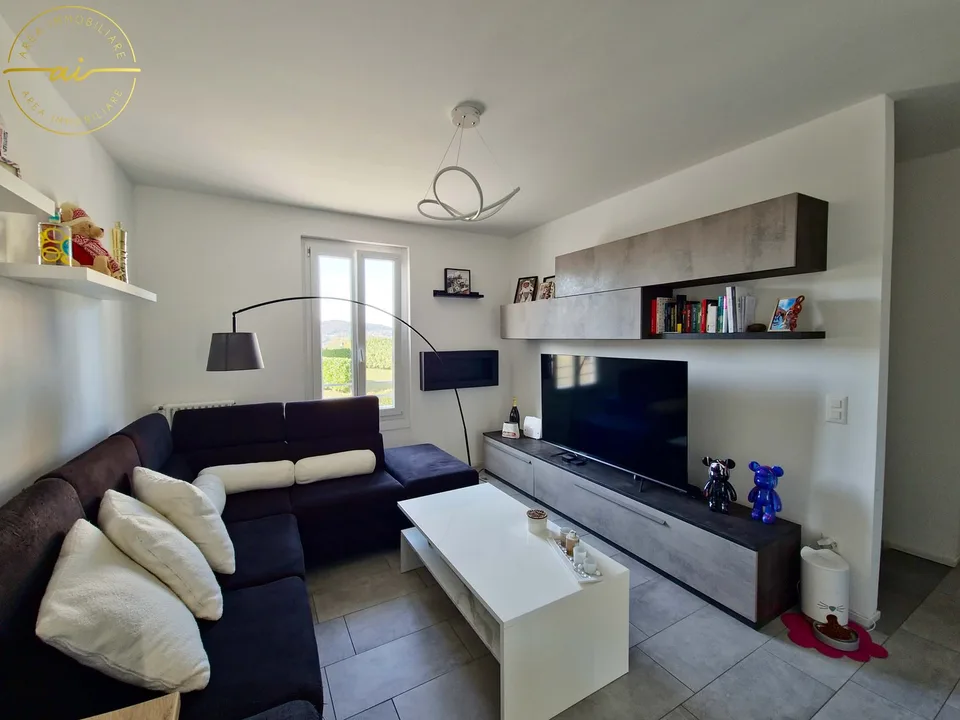 Modernes 3.5-Zimmer-Apartment in Morbio Inferiore